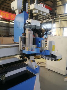 數控排鉆換刀開料加工中心多少錢一臺,柜體門板生產設備報價